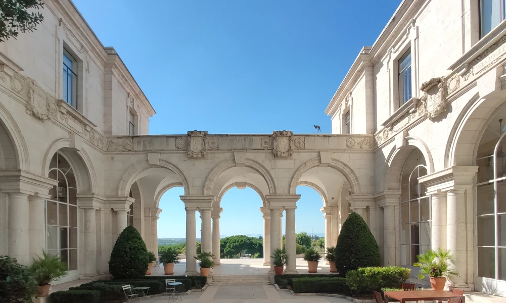 Site internet de la Casa de Verlazquez Madrid